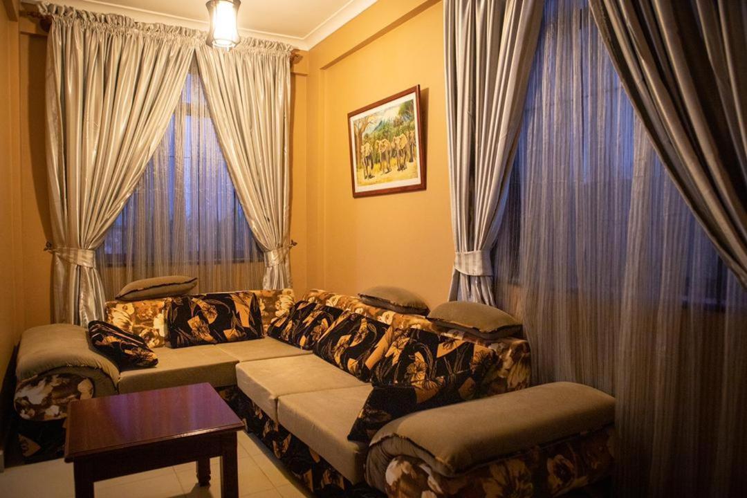 Summit Lodge Marombosa Luaran gambar